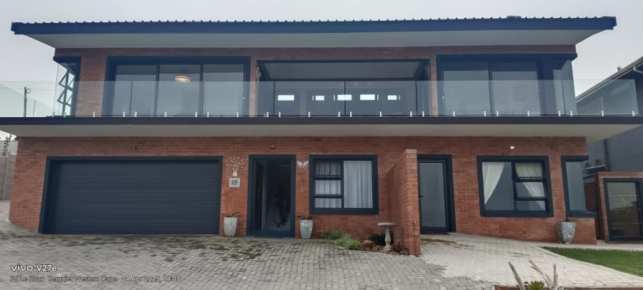 4 Bedroom Property for Sale in Tergniet Western Cape